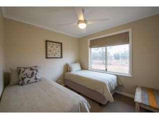 Flinders Bush Retreats Guest house, Hawker - 5
