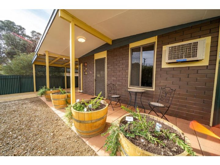 Flinders Ranges Bed and Breakfast Guest house, Hawker - imaginea 2