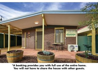 Flinders Ranges Bed and Breakfast Guest house, Hawker - 1