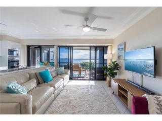Florentine 13 11 Columbia Close fabulous unit with pool lift and waterviews Apartment, Nelson Bay - 3