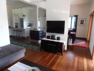 Floriana Villas Apartment, Cairns - 5