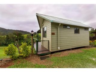 Mena Creek Flower House Guest house, Queensland - 1