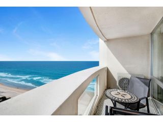 Focus Apartments Beachfront Apartment with Ocean Views Apartment, Gold Coast - 1