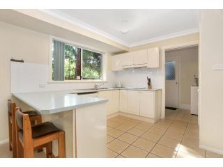 Four Bedroom Quality Townhouse Guest house, Hawks Nest - 5