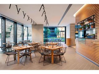 Four Points by Sheraton Sydney, Central Park Hotel, Sydney - 4