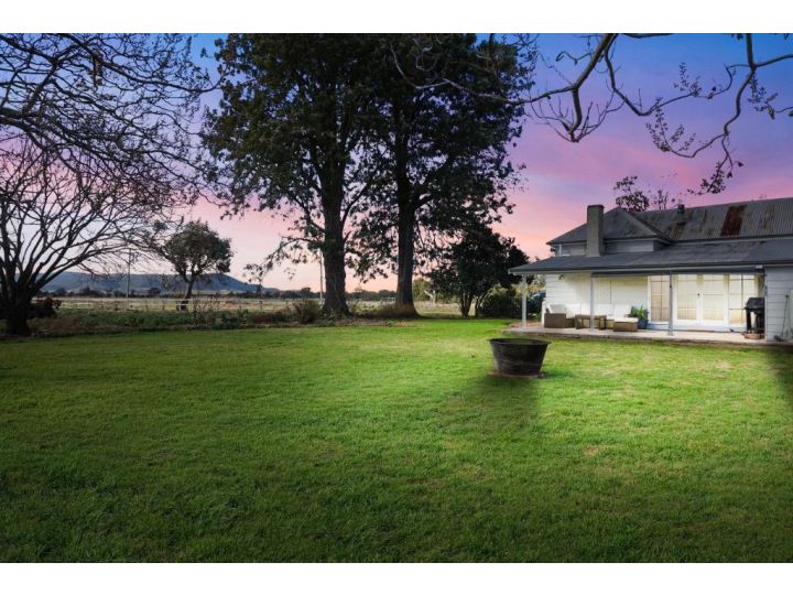 Fromelles Cottage- Secluded & Modern Country House Villa, Scone - imaginea 2