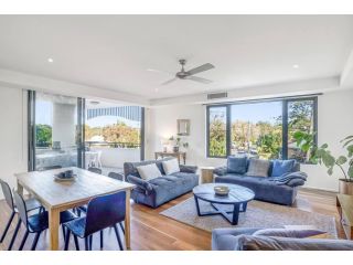 Fuller Holidays- Lot 7 - Byron Beach Apartment with Pool Apartment, Byron Bay - 2