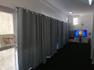 City Furnished Private room with sky light ventilation, air conditioning, internet Campsite, Townsville - 4