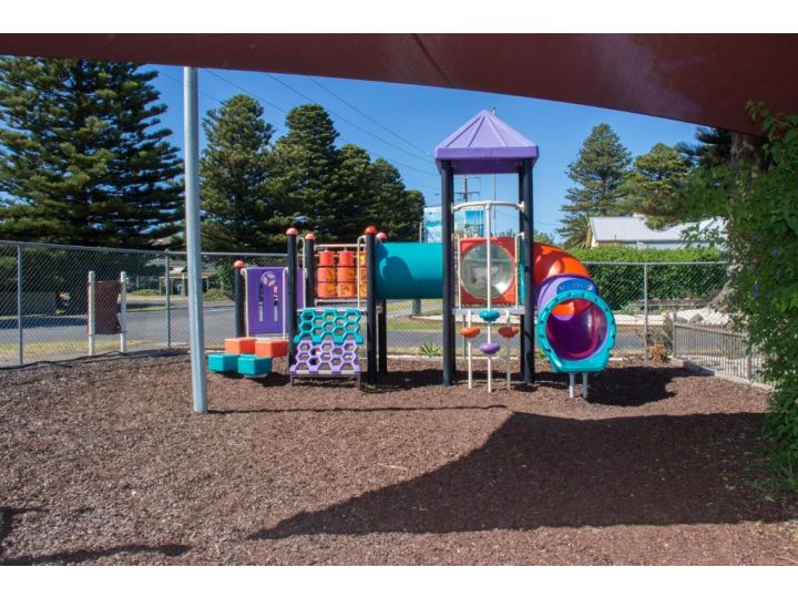 Gardens Caravan Park Campsite, Port Fairy - imaginea 16