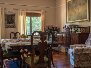 Glen Aplin Gardens B&B and Restaurant Cellar Door Guest house, Queensland - 1