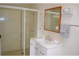 Gatton Motel Hotel, Queensland - 1