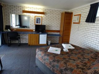 Gayndah A Motel Hotel, Australia - 4