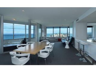 HR Surfers Paradise - Apartment 4204 Apartment, Gold Coast - 5