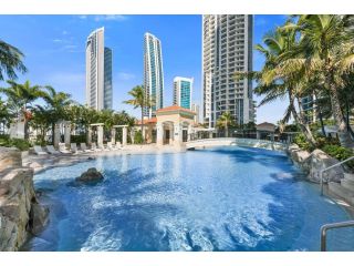 Chevron Renaissance - HR Surfers Paradise Apartment, Gold Coast - 2