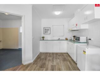 Geelong CBD Accommodation Apartment, Geelong - 5