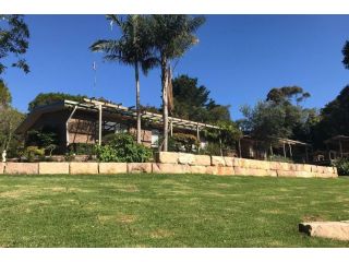 Getaway South Coast NSW - Holiday house with pool Guest house, Kianga - 2