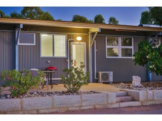 Getaway Villas Unit 38-6 - 1 Bedroom Self-Contained Accommodation Villa, Exmouth - 2