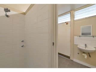 Getaway Villas Unit 38-9 - 1 Bedroom Separate Private Bathroom Villa, Exmouth - 4