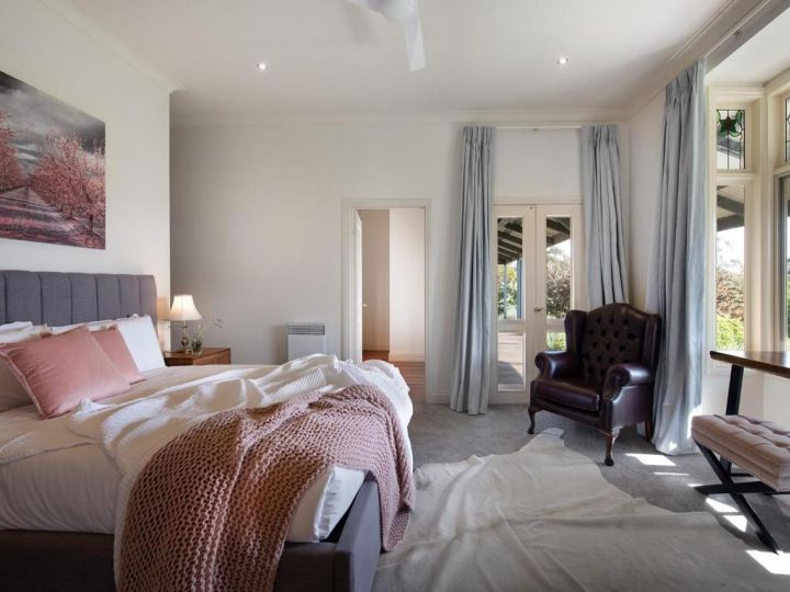 Loddon Retreat Guest house, Glenlyon - imaginea 3