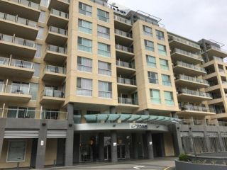 Glenelg Holiday Apartments-Pier Apartment, Adelaide - 2