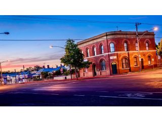 Globe Guesthouse Apartment, Castlemaine - 2