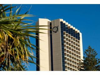 QT Gold Coast Hotel, Gold Coast - 3