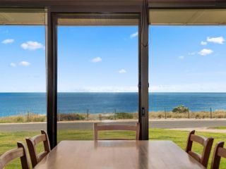 Gold Coast Views - 10 Gold Coast Drive Guest house, Normanville - 1