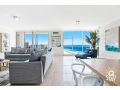 Golden Gate Rooftop Penthouse - QSTAY Apartment, Gold Coast - thumb 9