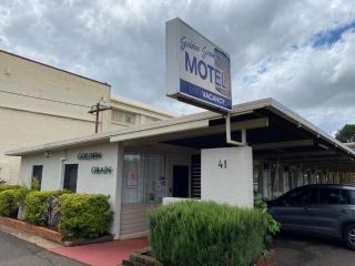 Golden Grain Motel Hotel, Queensland - 3