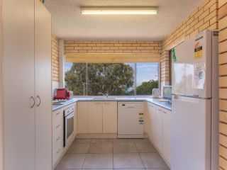 Golden Shores U7, 21 Landsborough Parade Apartment, Caloundra - 4