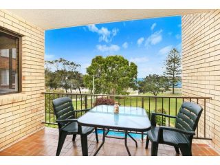 Golden Shores U7, 21 Landsborough Parade Apartment, Caloundra - 1