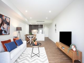 GOLF LOVERS RETREAT-Long/Short term lets AVL: L'Abode Apartment, Sydney - 1