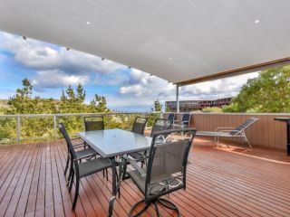 Golfers Paradise By The Beach Guest house, Victoria - 5
