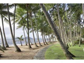 GOOD TIMES AND TAN LINES - Temple Spa Studio 220 Apartment, Palm Cove - 5