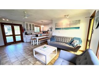 Goolwa Beachfront House. Pet Friendly. Guest house, Goolwa South - 2