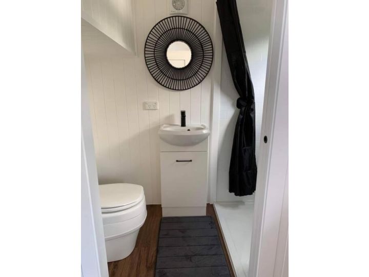 Gorgeous 2 bedroom tiny house Guest house, Queensland - imaginea 18