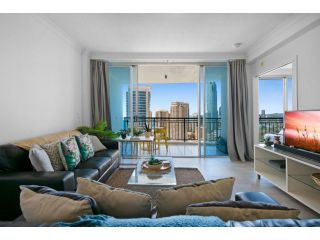 Gorgeous Chevron Renaissance Apartment Apartment, Gold Coast - 2