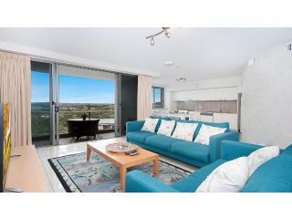 Grandview 307- Premium River and Ocean Views Apartment, Ballina - 1