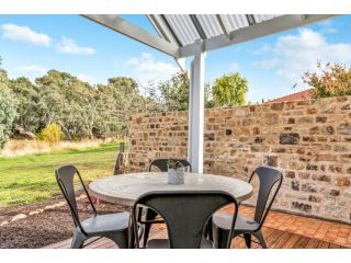 Grandview Accommodation - The Elm Tree Apartments Apartment, South Australia - 2