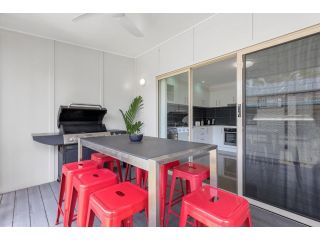 Great FAMILY value, CENTRAL to everything you need Guest house, Maroochydore - 4