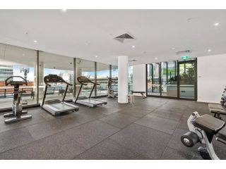 Great located unit/Private Balcony, Pool,Gym,Parking Apartment, Brisbane - 4