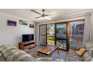 Great location close to waterfront, Shops, Restaurants and Cafes. Guest house, Bongaree - 2