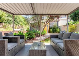 Great Location Wembley Downs City Beach Home Guest house, Perth - 4