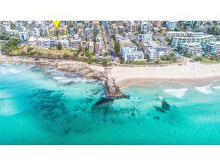 Great Position, Close To The Beach W - Views & A - C Guest house, Caloundra - 1