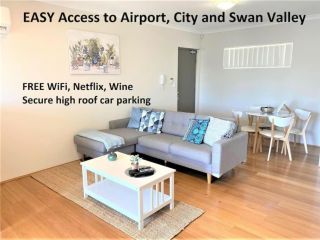 Great Value Close to Airport and Shops Free Wifi Netflix Wine Apartment, Perth - 2