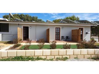 Green Head Caravan Park Chalet, Western Australia - 1