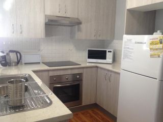 Green Meadow Apartment, Nowra - 2