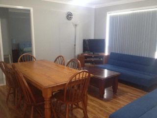 Green Meadow Apartment, Nowra - 1