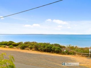 Grossard Point, The Lighthouse, Ventnor Guest house, Ventnor - 5