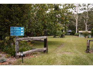 Gypsy Falls Exclusive Bungalows Guest house, New South Wales - 4
